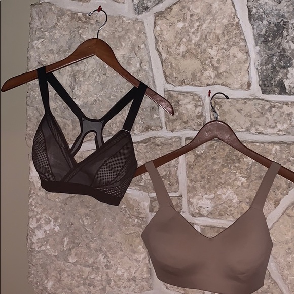 2 Lululemon Bras -  Awake to lace & Hold true bra - Picture 1 of 2
